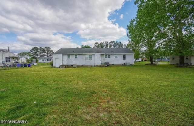 311 Starling Street - 311 Starling Street, Jacksonville, NC 28540
