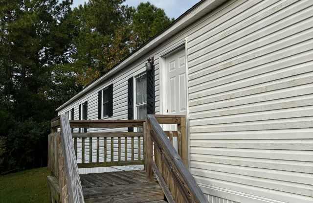 182 Dixon Road - 182 Dixon Road, Onslow County, NC 28445