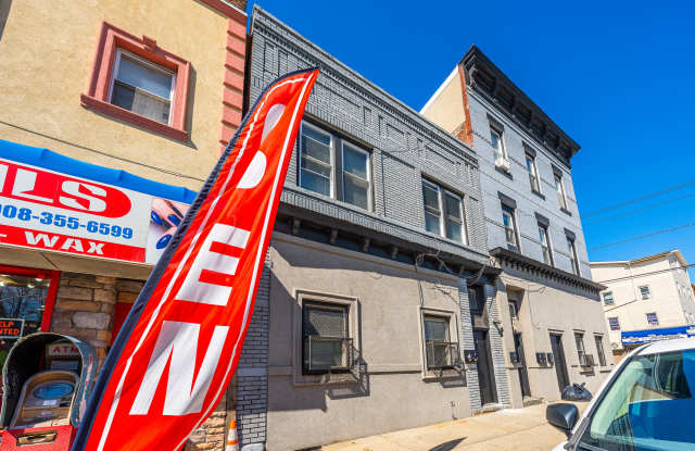 14 1st Street - 2 photos photos