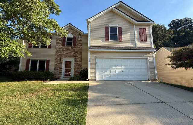 **OFFERING REFUNDABLE APPLICATION FEES** Spacious 4BD, 2.5BA Wake Forest Home with a Fenced Yard Centrally Located Near Shopping, Dining, and Highways photos photos