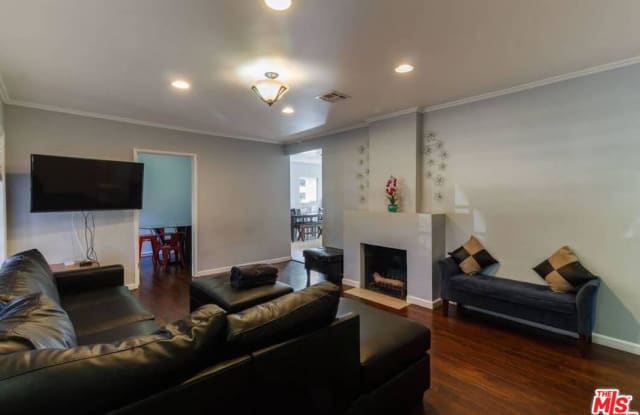 6659 AMIGO Avenue - 6659 Amigo Avenue, Los Angeles, CA 91335