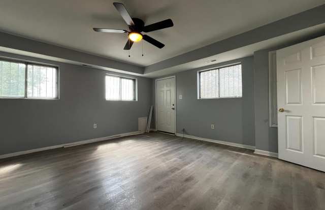 4930 EADS Place NE Gallery 2