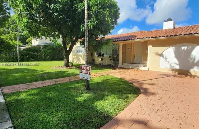 60 Palmetto Dr photos photos