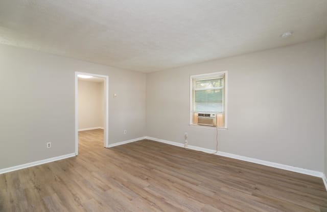 5608 Jacksboro Pike - 2 Gallery 3
