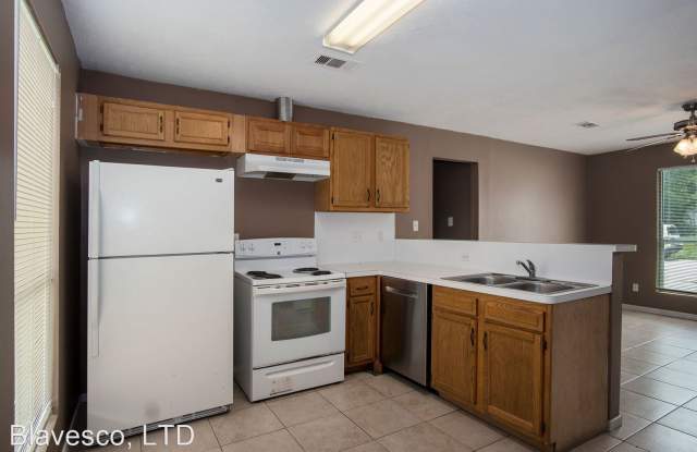 5603 Madison Street - Unit B - 5603 Madison St, Houston, TX 77091
