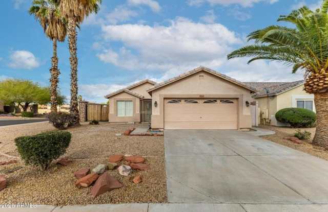 16243 N Oachs Dr, Surprise - Wonderful 3 Bed w/pool photos photos