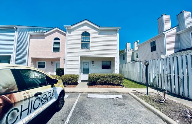 6703 Jefferson Pl Apt F4 Gallery 1