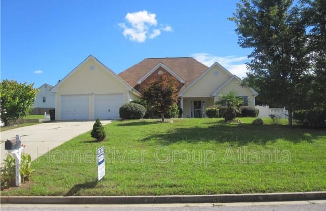 715 Lake Joyce Ln - 715 Lake Joyce Lane, Fairburn, GA 30213