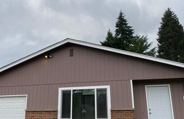 122 East 54th Street - 122 East 54th Street, Tacoma, WA 98404