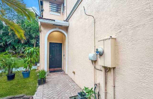 4528 Thornwood Circle Gallery 2