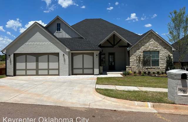 709 Timber Trl - 709 Timber Trail, Norman, OK 73069