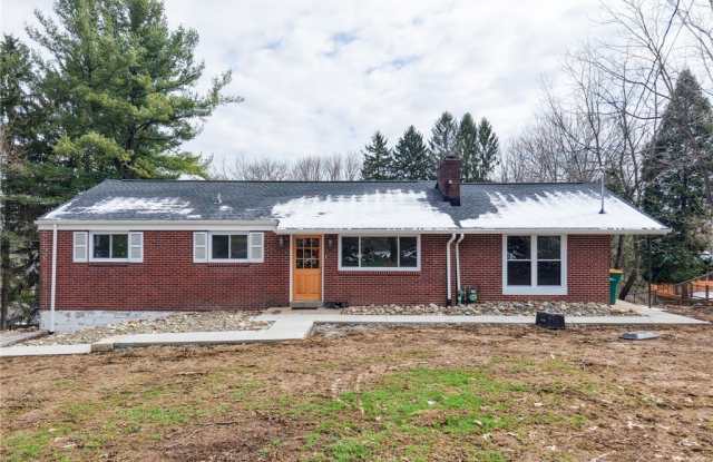 2158 Reis Run Rd photos photos