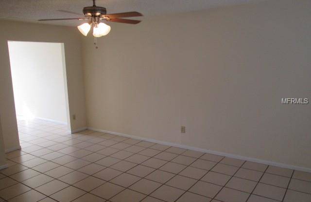 610 CASA PARK COURT O Gallery 2