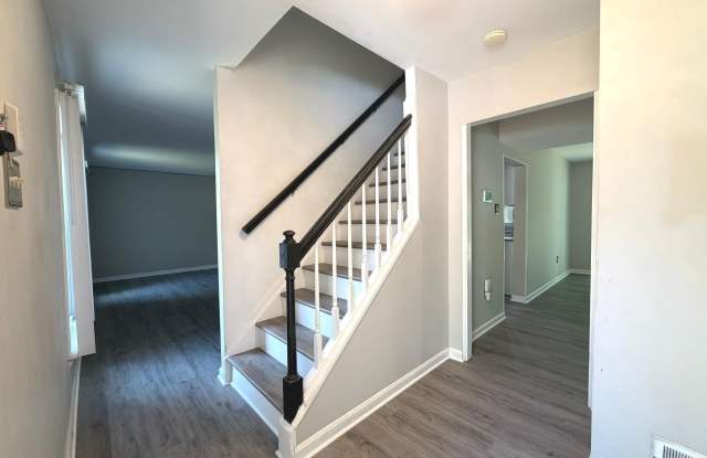 2063 RED SPRUCE Court Gallery 2