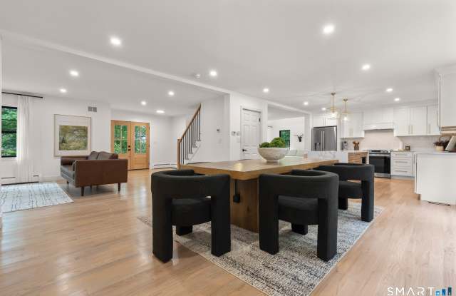 60 Mountain Road Gallery 2