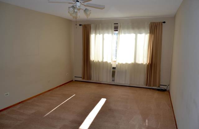750 South Alton Way, 5C Gallery 4