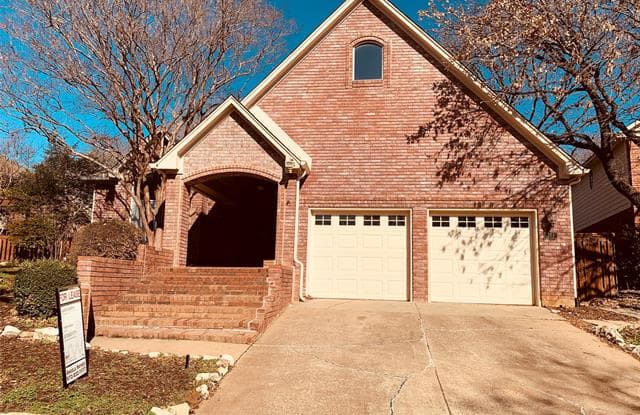601 Hidden Oak Court - 601 Hidden Oak Court, Highland Village, TX 75077