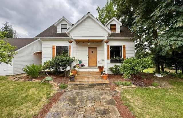2234 N L St. photos photos