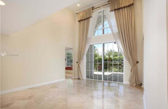 30 GRAND BAY ESTATE CR Gallery 4