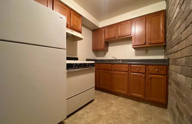 Amazing One Bedroom on the Second Floor! Built in A/C, Exposed Brick  More! Call Today! photos photos
