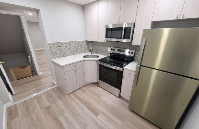 ⭐⭐⭐ NEWLY RENOVATED 3 BEDROOM AND 1.5 BATH HOME LOCATED IN NORTHEAST'S WISSINOMING AREA! Gallery 4