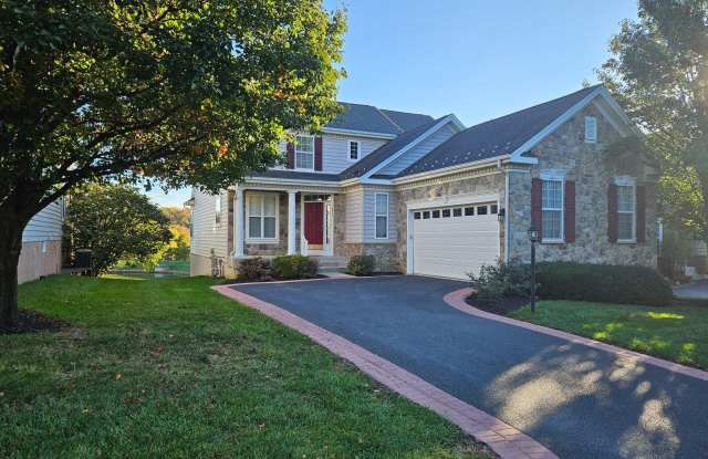 222 WHIRLAWAY Lane Gallery 1