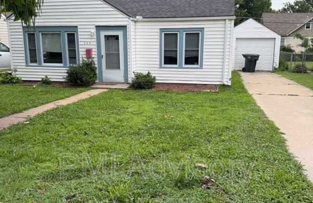608 SW Medford Ave photos photos