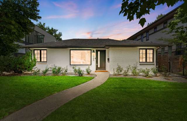 LUX 3BD, 2BA Belcaro Home with 2-Car Garage photos photos