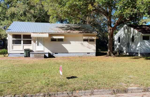 2319 Briarfield Rd photos photos