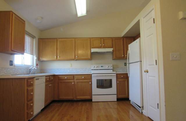 12172 Cherrywood Street Gallery 3