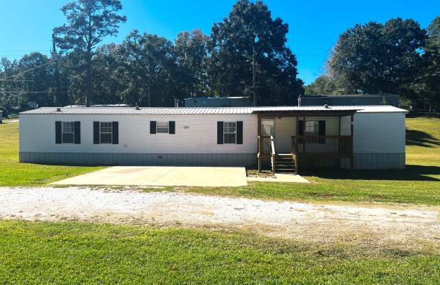 Welcome home! Great location! 3 bed, 2 bath, large kitchen, parking for 2, lots of green space, W/D hookups, must see! Gallery 3