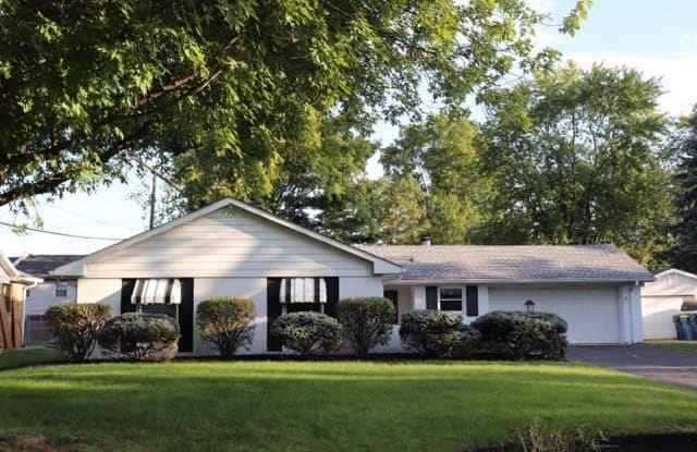 130 CARMELVIEW Drive - 130 Carmelview Drive, Carmel, IN 46032