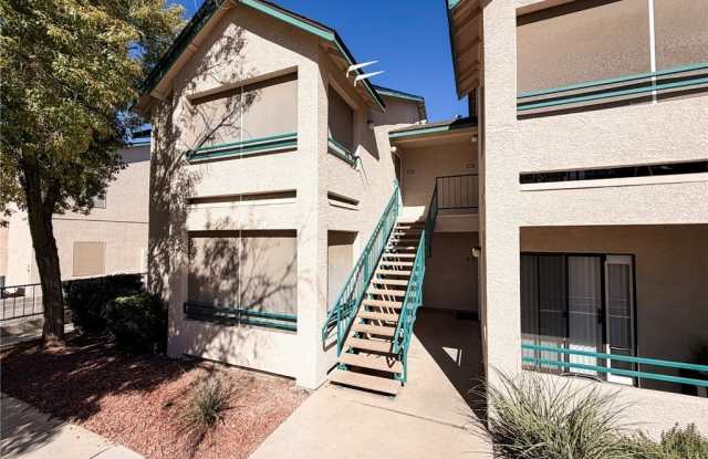5211 Lindell Road Gallery 1