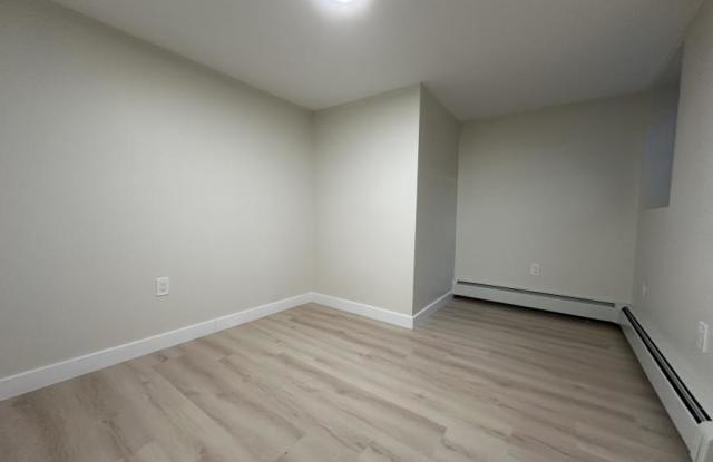 74 Ruthven St. photos photos
