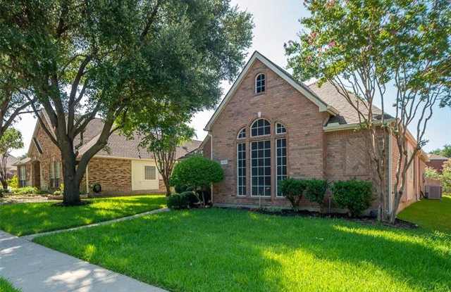 4104 Aldenham Drive Gallery 2