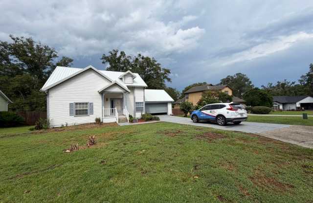 WOW, beautiful home with neighborhood pool! photos photos