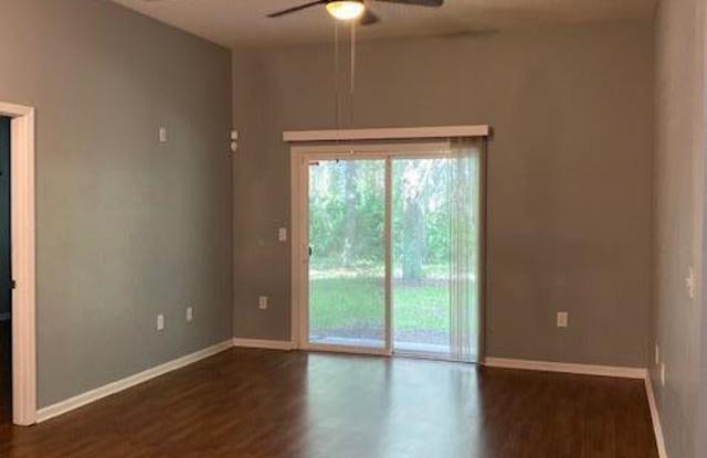 7035 DEER LODGE CIR Gallery 2