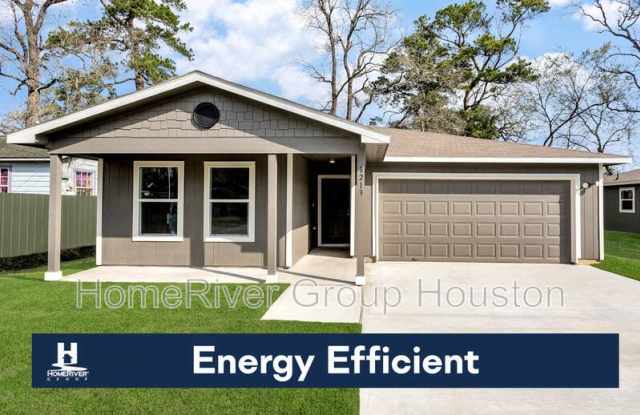 8213 Linda Vista Rd - 8213 Linda Vista Road, Houston, TX 77028