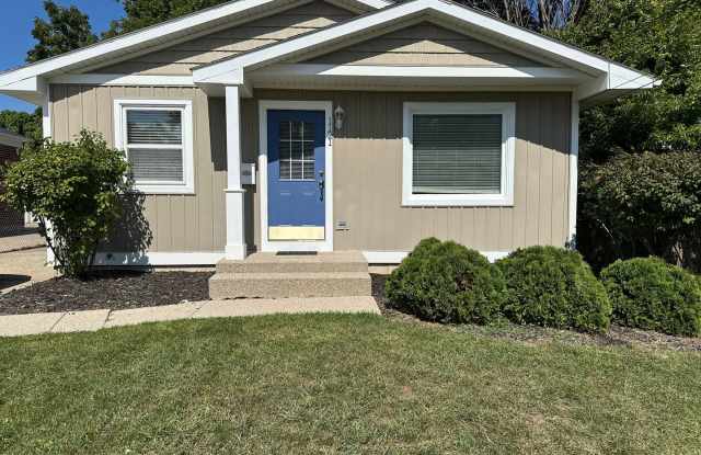 Adorable home on the NE side of Grand Rapids! photos photos