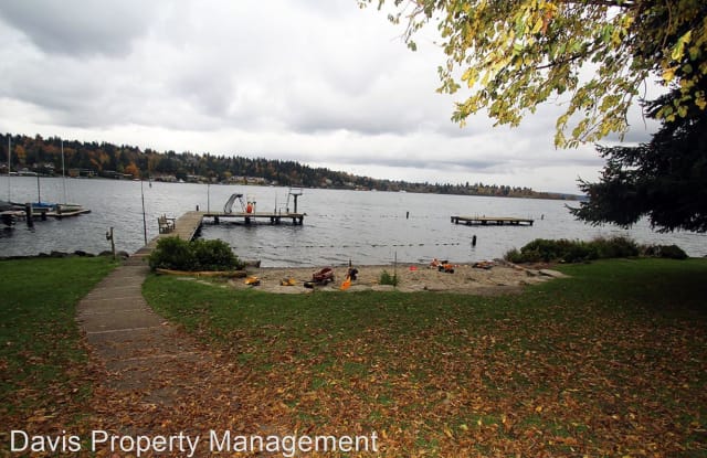 10402 SE 29th ST - 10402 Southeast 29th Street, Beaux Arts Village, WA 98004