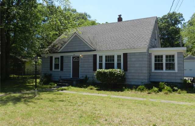 1028 GENEVA Avenue Gallery 2