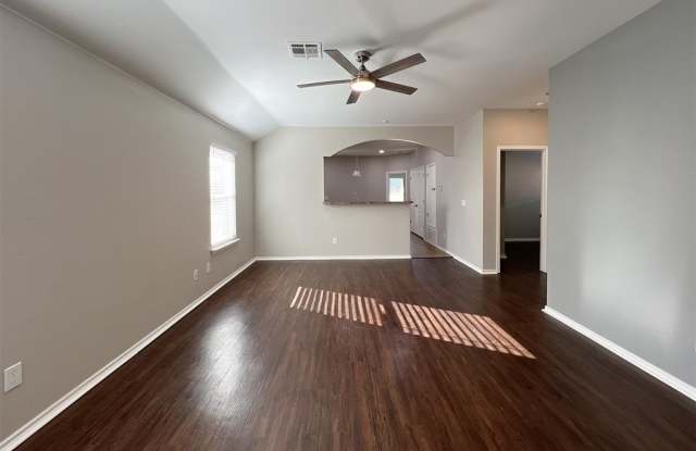7719 Bennie Terrace Gallery 3