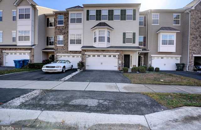 536 VAN DYKE Circle photos photos