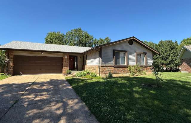 17 HURSTFIELD COURT | FENTON 63026 photos photos