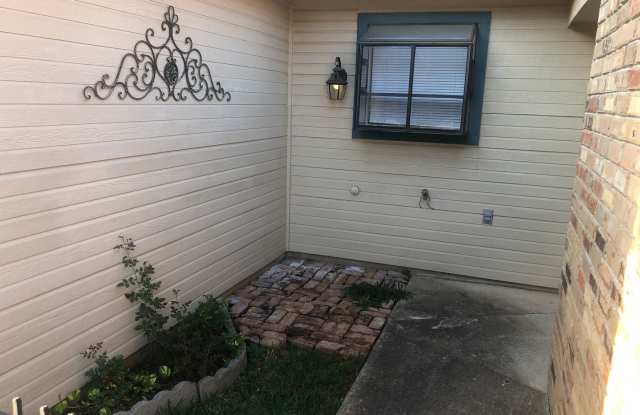 2894 Mackey Lane Gallery 2