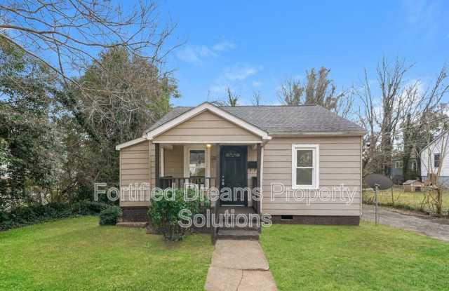 2010 Temple St photos photos