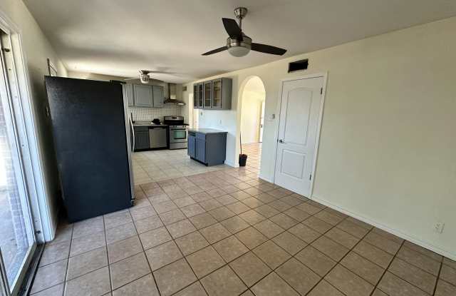 10336 WINDSOR Drive Gallery 4