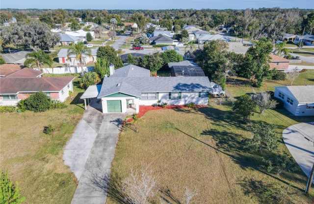1 SUNSHINE BOULEVARD photos photos