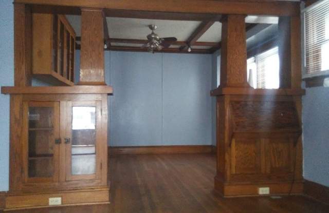 3739 Agnes Ave Gallery 2