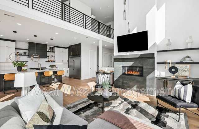 1757 N Columbia Ridge Way Gallery 2